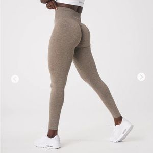 NVGTN Scrunch Mocha Leggings
